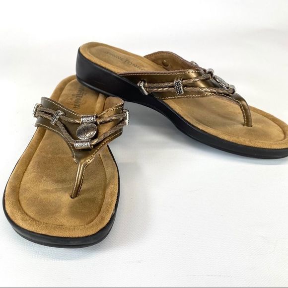 Minnetonka Brown and Tan Sandals - Picture 12 of 16